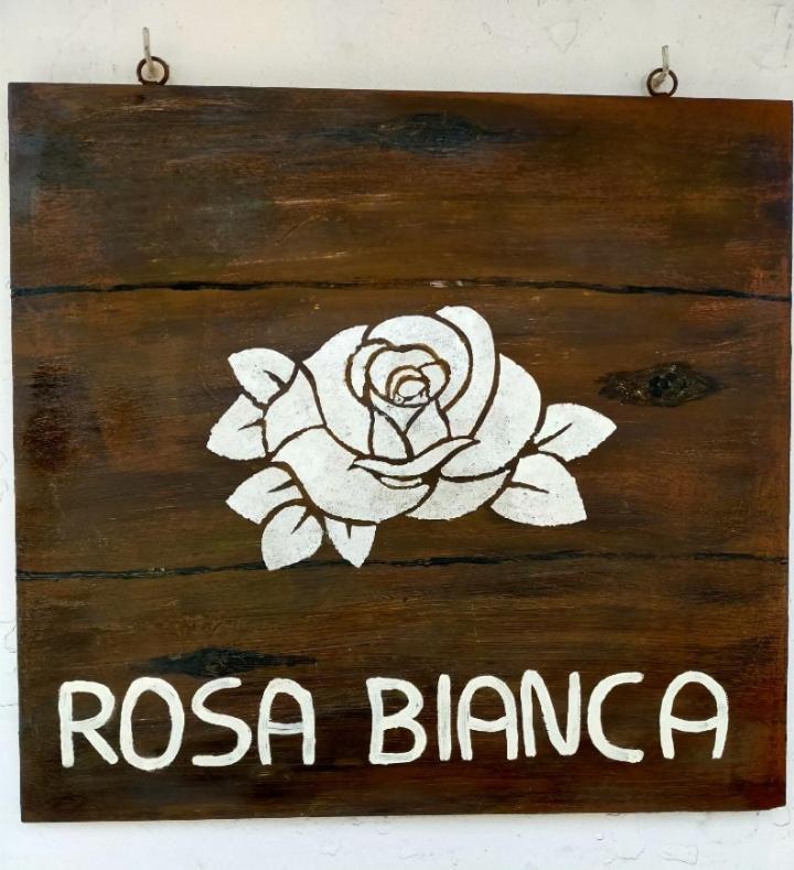 夸托 Rosa Bianca酒店 外观 照片